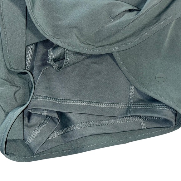 Avia Womens Smocked Waist Running Shorts Sage Green Size Medium 8-10 U2284 - Picture 2 of 6